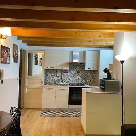 Bovio Prestige Apartments カターニア エクステリア 写真