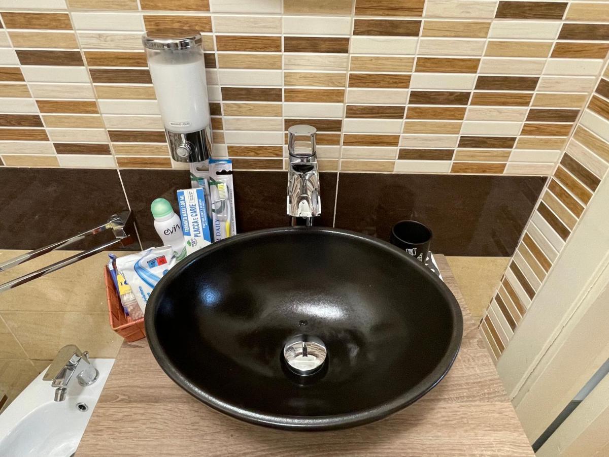 Bovio Prestige Apartments カターニア エクステリア 写真